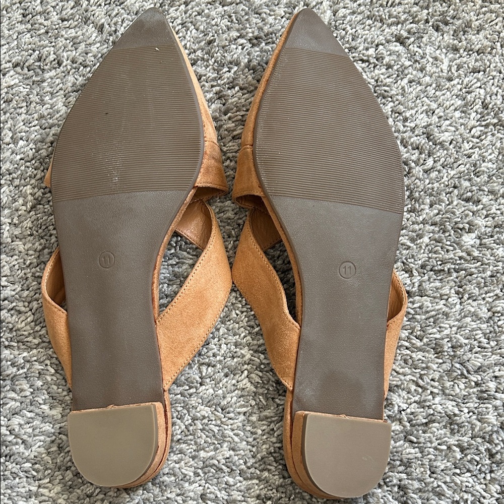 Pointed-Toe Tan Suede Slip-On Mules with Crossover Vamp - Picture 3 of 5